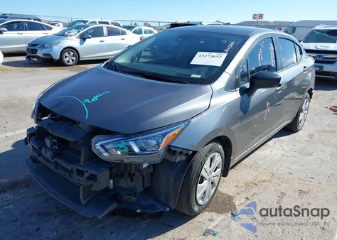 2024 Nissan Versa 1.6 S z USA, uszkodzony, nr VIN 3N1CN8DV8RL902076